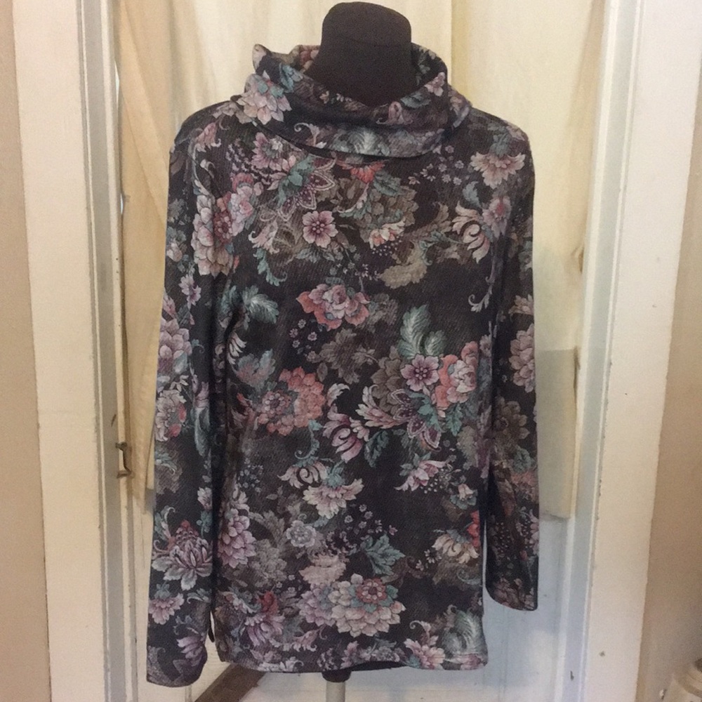 Christopher & Banks Top